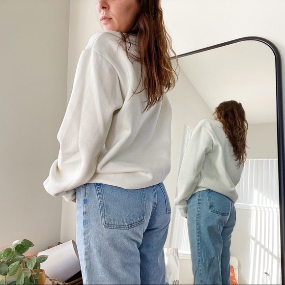 Graphic Crew Neck Sweatshirt - Picture 3 of 4